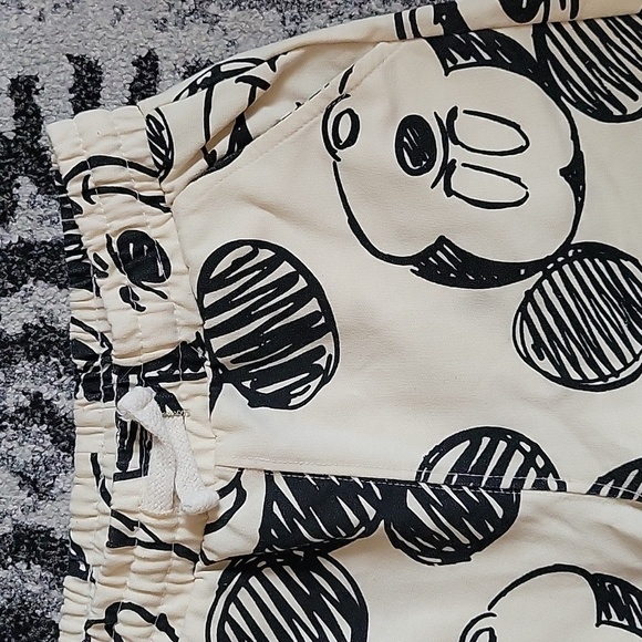 Mickey MOUSE Licensed Bermuda Shorts 8 - Picture 2 of 5
